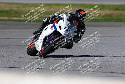 media/Jan-21-2023-Fastrack Riders (Sat) [[fcf3f88a30]]/Level 3/Session 4 Turn 6-Mountian Shot/